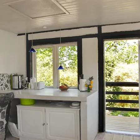 Melina - 100m From The Sea By Interhome *