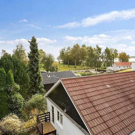 Melina - 100m From The Sea By Interhome