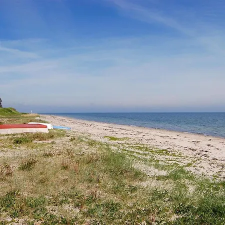 Melina - 100m From The Sea By Interhome Malling